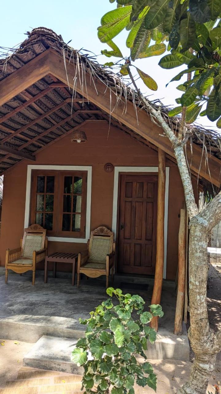 Inn On The Bay Passikudah Exterior foto