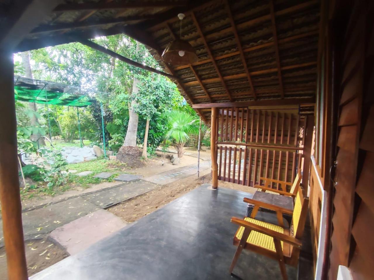 Inn On The Bay Passikudah Exterior foto