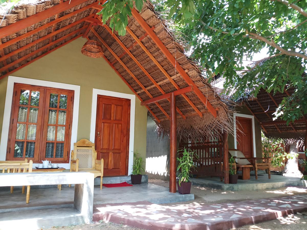 Inn On The Bay Passikudah Exterior foto
